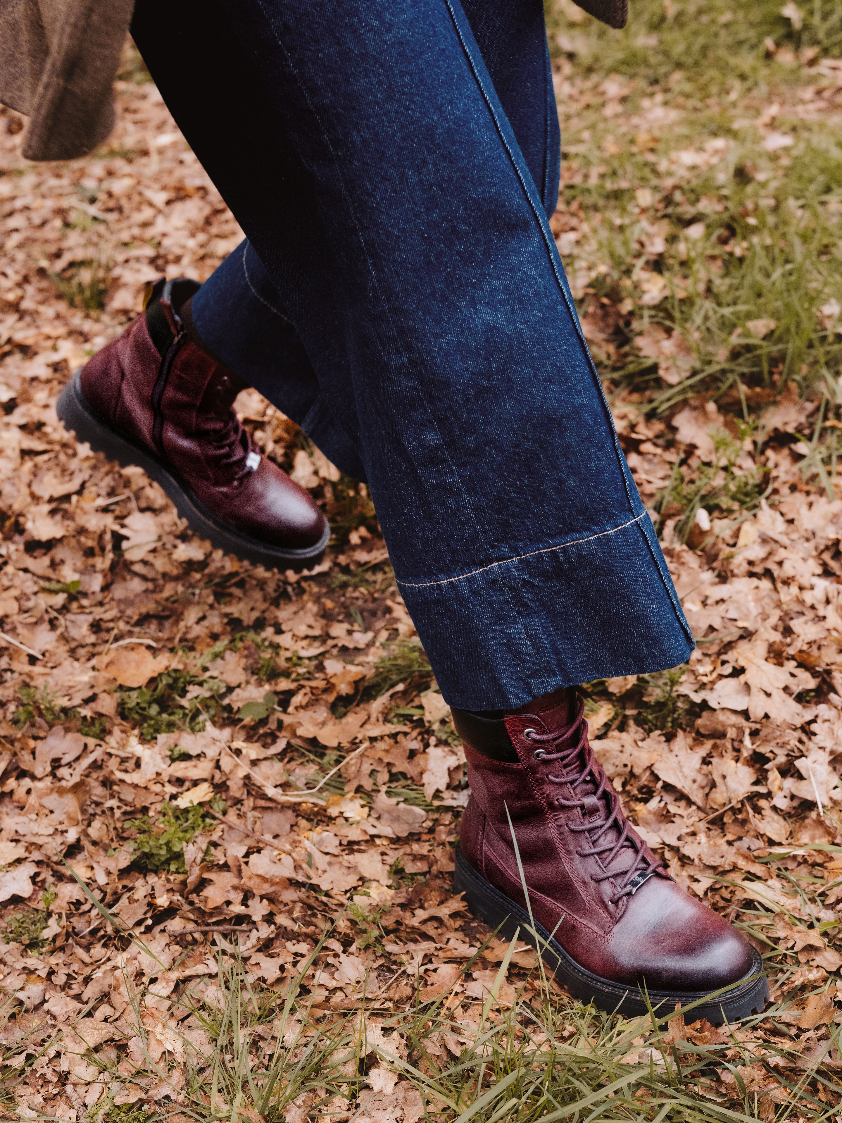 LEDER SCHNÜRSTIEFELETTE BORDEAUX/SCHWARZ